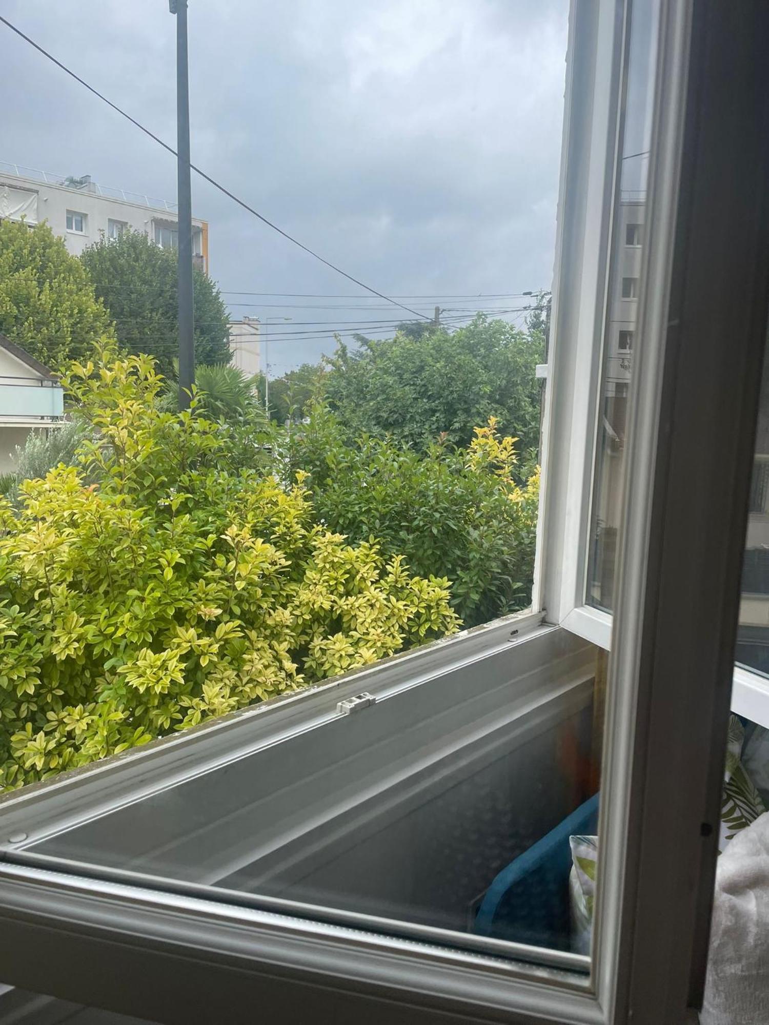 Beau Studio A 30Min De Paris Διαμέρισμα Μπομπινί Εξωτερικό φωτογραφία